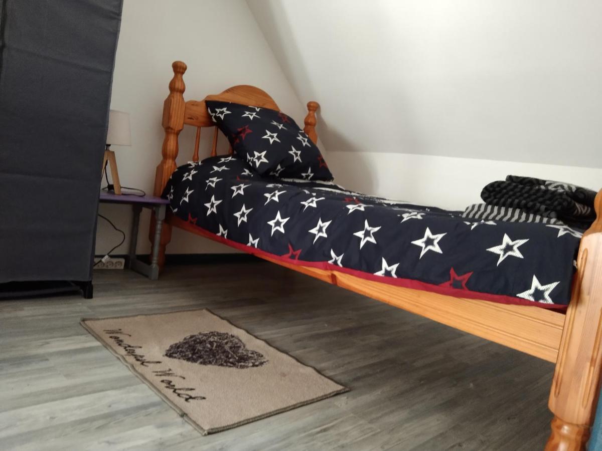 Craftycotta Villa Glomel Buitenkant foto